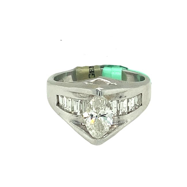 Charming Diamond Ring